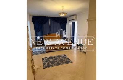 Apartment - 3 Bedrooms - 3 Bathrooms for sale in Al Gabalaya St. - Zamalek - Cairo