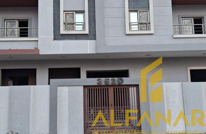 Apartment - 3 Bedrooms - 2 Bathrooms for sale in AiAngle City Mall - New Narges - New Cairo City - Cairo