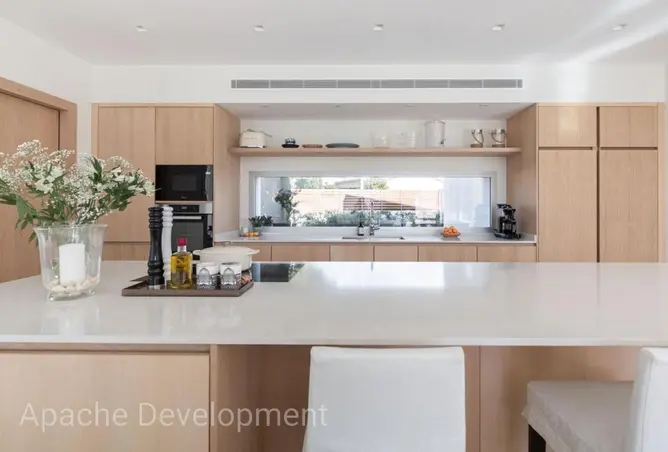 120353526 - Property Image 2