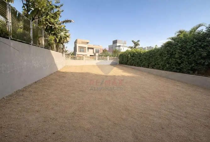 102905892 - Property Image 3
