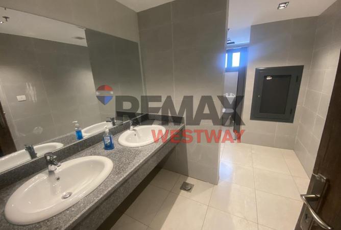 8643626 - Property Image 3