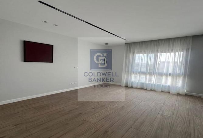 8557460 - Property Image 3