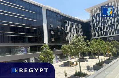مساحات مكتبية - استوديو للإيجار في فى90 - شارع التسعين الشمالي - التجمع الخامس - مدينة القاهرة الجديدة - القاهرة