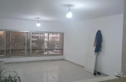 Apartment - 3 Bedrooms - 2 Bathrooms for rent in El Rehab Extension - Al Rehab - New Cairo City - Cairo