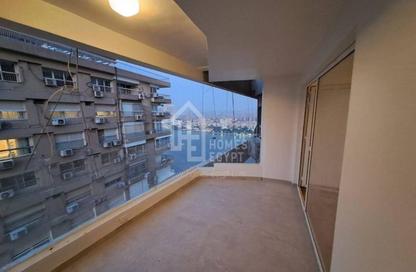 Apartment - 2 Bedrooms - 3 Bathrooms for sale in Al Nile  St. - Giza District - Ganoub El Giza - Giza