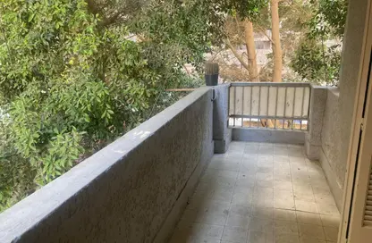 Office Space - 3 Bedrooms - 2 Bathrooms for rent in Ahmed Heshmat St. - Zamalek - Cairo