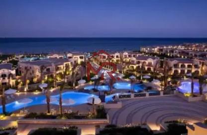 Chalet - 2 Bedrooms - 2 Bathrooms for sale in Mar Bay - Ras Al Hekma - North Coast