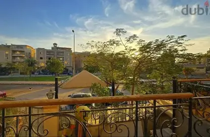 Apartment - 3 Bedrooms - 2 Bathrooms for sale in Al Mohandes Ahmed Kamal Hamdy St. - 16th District - Sheikh Zayed City - Giza