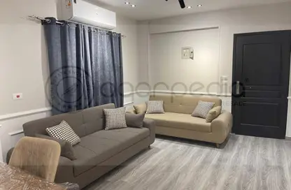 شقة - 2 غرف نوم - 1 حمام للايجار في قطامية جاردنز - كمبوندات القطامية - القطامية - مدينة القاهرة الجديدة - القاهرة