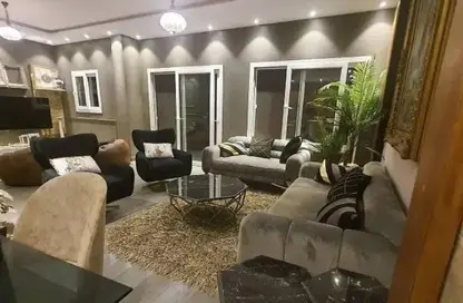 شقة - 3 غرف نوم - 2 حمامات للايجار في شارع رقم 70 - الحي الاول - التجمع الخامس - مدينة القاهرة الجديدة - القاهرة