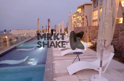 منزل مزدوج - 3 غرف نوم - 4 حمامات للبيع في المونت جلاله - العين السخنة - السويس