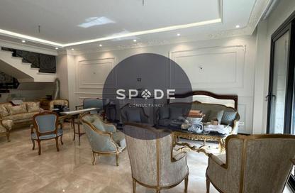 Townhouse - 5 Bedrooms - 4 Bathrooms for sale in Azzar - 5th Settlement Compounds - The 5th Settlement - New Cairo City - Cairo