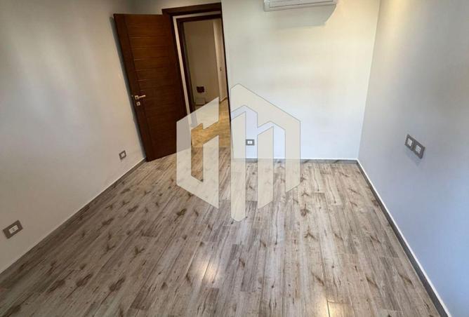 83668266 - Property Main Image
