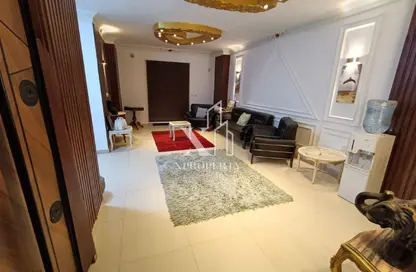 Apartment - 3 Bedrooms - 2 Bathrooms for sale in Baron School Street - Al Hadaba Al Wosta - Mokattam - Cairo