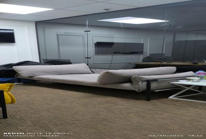 74027839 - Property Image 3