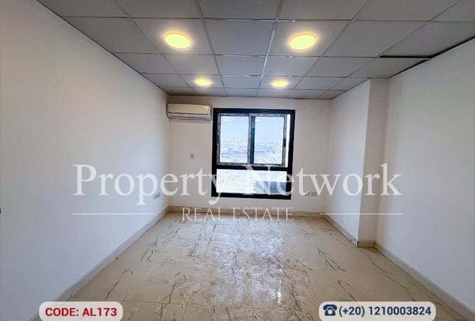 69836689 - صورة العقار 2