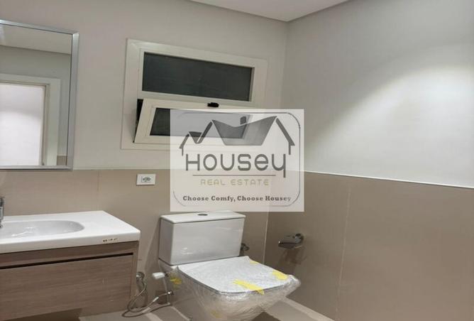 64826172 - Property Image 3