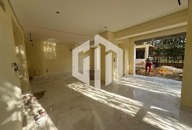 8610806 - Property Image 2