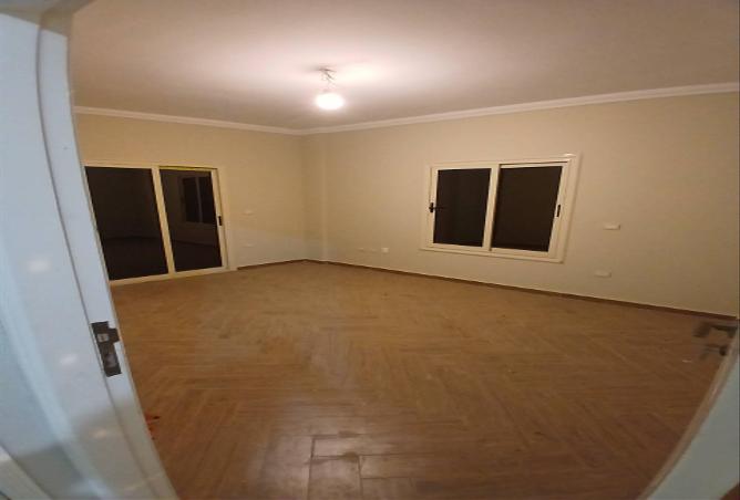 8582165 - Property Image 2