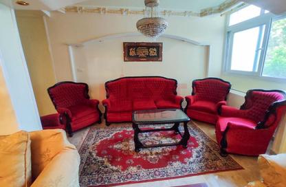 Apartment - 2 Bedrooms - 2 Bathrooms for sale in Shaarawy St. - Laurent - Hay Sharq - Alexandria