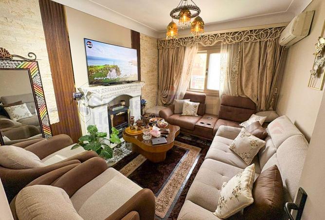 74316040 - Property Image 2