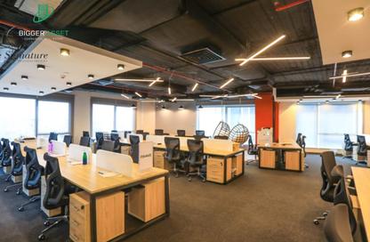 Office Space - Studio - 4 Bathrooms for rent in Concord Plaza - South Investors Area - New Cairo City - Cairo