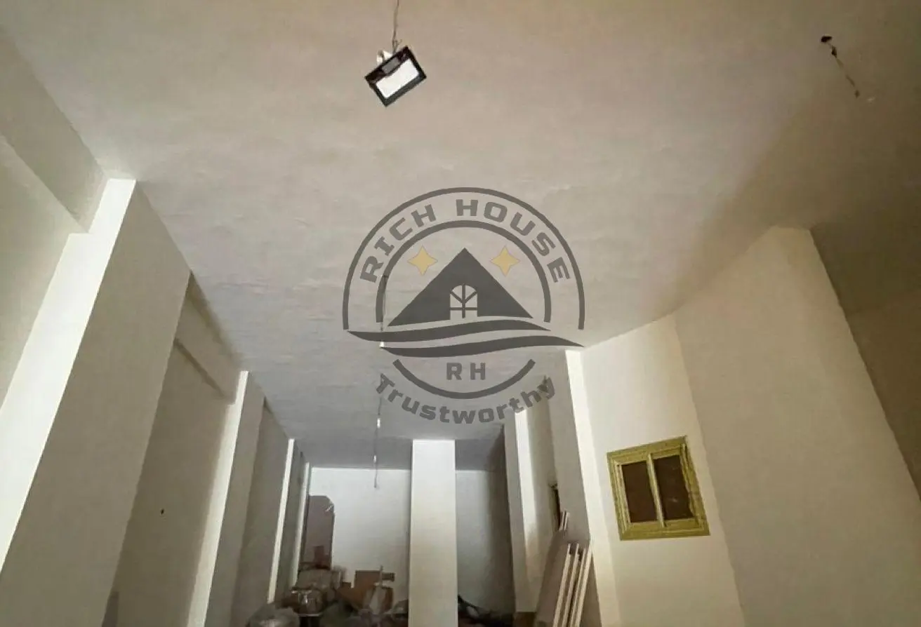 114357700 - Property Main Image