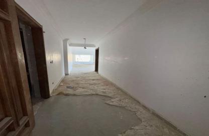 شقة - 3 - 2 للبيع في مروج - سموحة - حي شرق - الاسكندرية