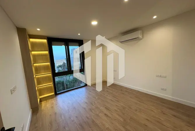 111883560 - Property Image 3