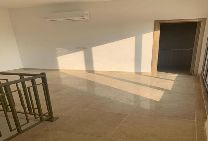 8591947 - Property Image 3