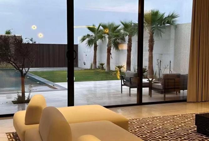 8453677 - Property Main Image