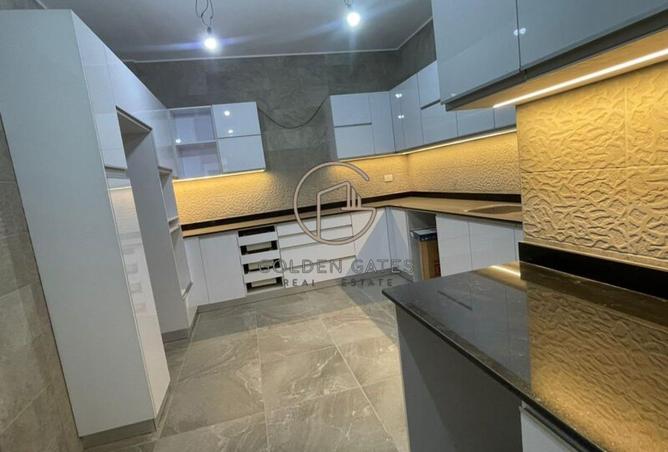 63885582 - Property Image 3