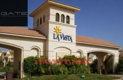 شاليه - 3 غرف نوم - 2 حمامات للبيع في لافيستا 6 - لافيستا - العين السخنة - السويس