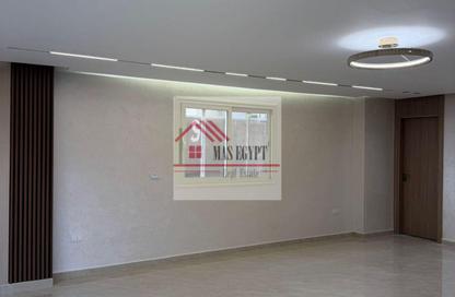 Apartment - 3 Bedrooms - 3 Bathrooms for sale in Al Mesaha St. - Dokki - Giza