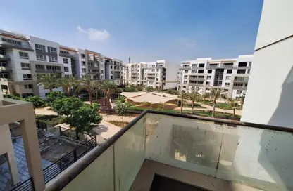 Apartment - 1 Bedroom - 2 Bathrooms for sale in Hyde Park Central - The 6th Settlement - New Cairo City - Cairo