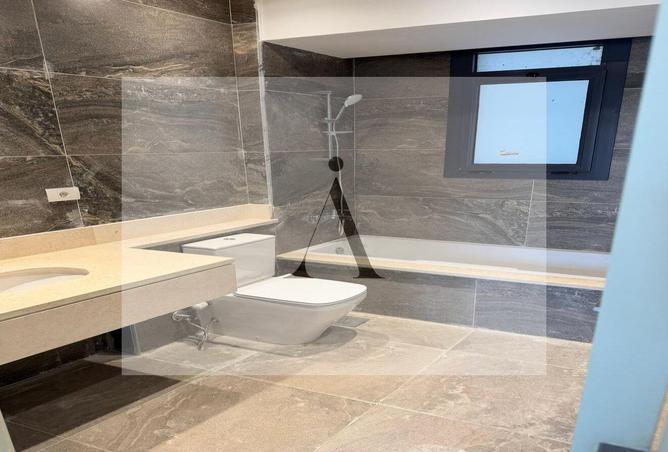 8682007 - Property Image 3