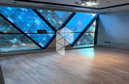 Office Space - 4 Bedrooms - 1 Bathroom for rent in Cairo Business Plaza - North Teseen St. - The 5th Settlement - New Cairo City - Cairo