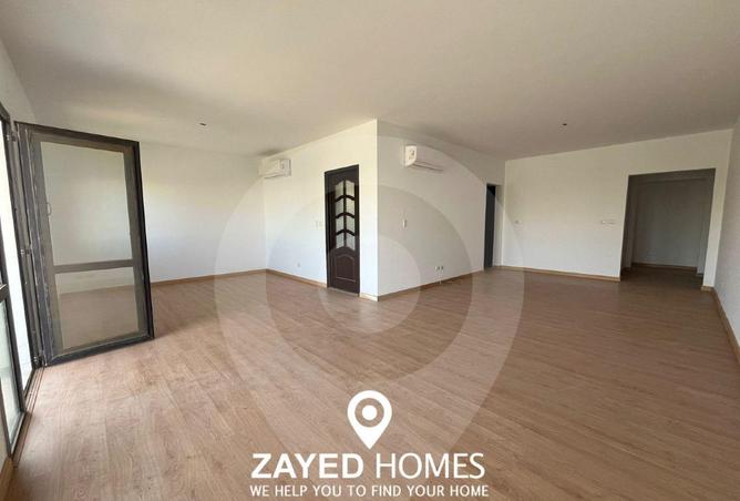 55002504 - Property Image 2