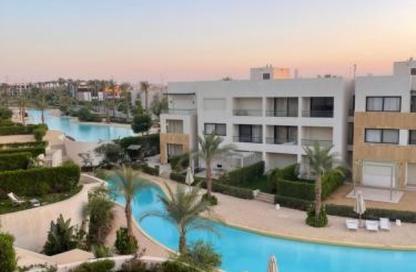 Chalet - 2 Bedrooms - 2 Bathrooms for sale in Azha - Al Ain Al Sokhna - Suez