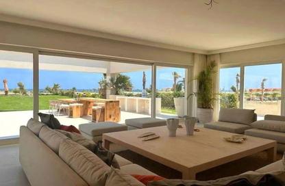 دوبلكس - 4 غرف نوم - 4 حمامات للبيع في بيت البحر - سيدي حنيش - الساحل الشمالي