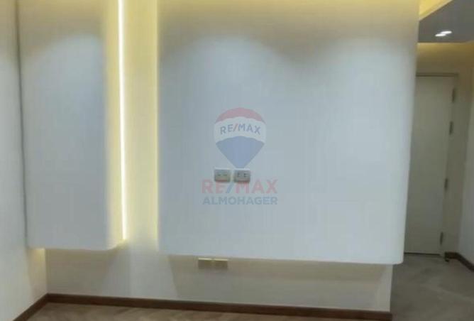 61207045 - Property Main Image