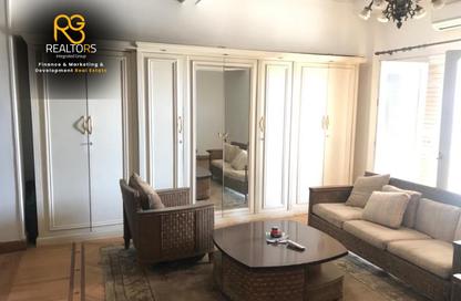 فيلا - 7+ - 7 للبيع في شارع شهاب - المهندسين - الجيزة