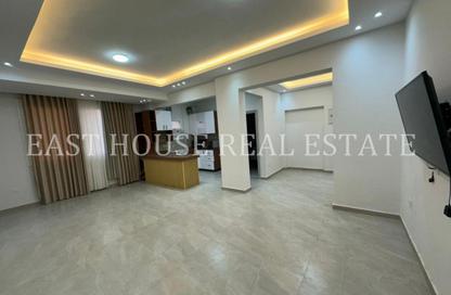 Apartment - 2 Bedrooms - 2 Bathrooms for rent in Ganoob El Acadimia - New Cairo City - Cairo