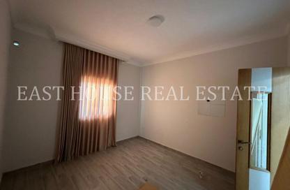 Apartment - 2 Bedrooms - 2 Bathrooms for rent in Ganoob El Acadimia - New Cairo City - Cairo