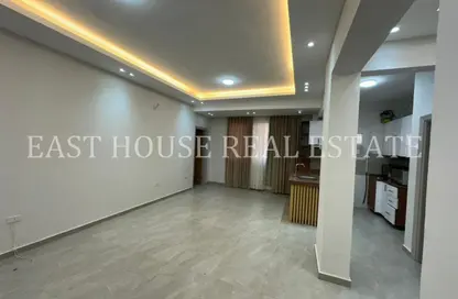 Apartment - 2 Bedrooms - 2 Bathrooms for rent in Ganoob El Acadimia - New Cairo City - Cairo