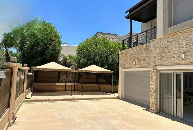 8703690 - Property Image 2