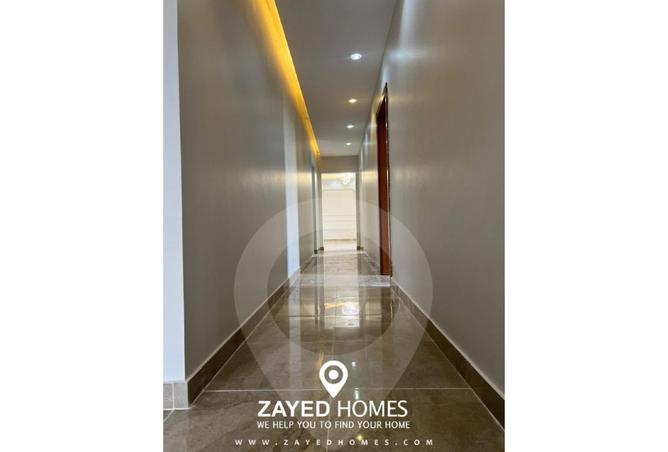 8484909 - Property Image 2