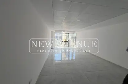 Office Space - Studio - 1 Bathroom for rent in Lake View Residence - 5th Settlement Compounds - The 5th Settlement - New Cairo City - Cairo