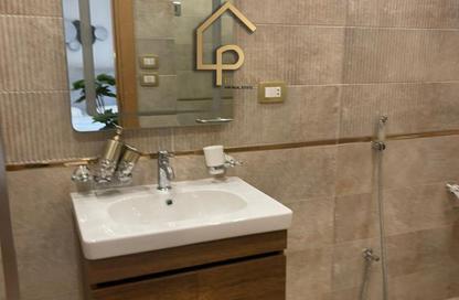 Apartment - 3 Bedrooms - 3 Bathrooms for rent in The Courtyards - Sheikh Zayed Compounds - Sheikh Zayed City - Giza