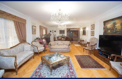 شقة - 3 غرف نوم - 3 حمامات للبيع في شارع ميدان الشهداء - سموحة - حي شرق - الاسكندرية